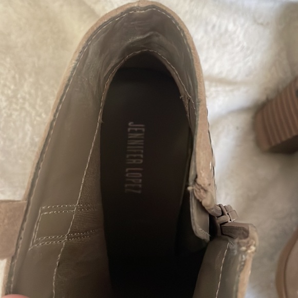 JENNIFER LOPEZ Taupe Studded Ankle Booties - Picture 5 of 7